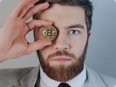 Julian Wolf – Chief Analyst bei FinanzFokus AI